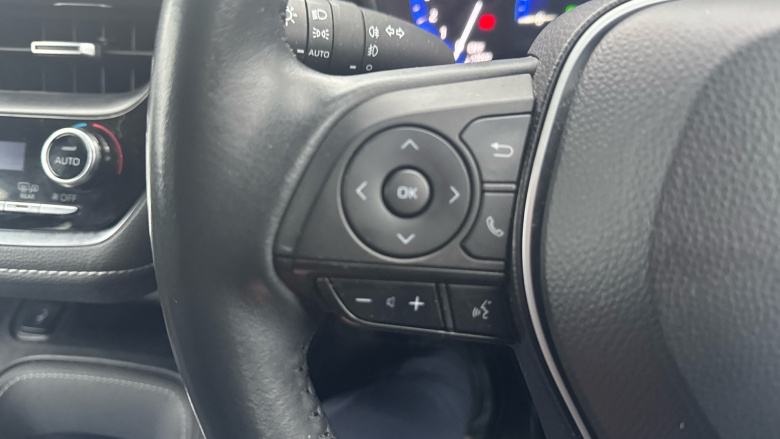 Toyota Corolla 1.8 VVT-i Hybrid Design 5dr CVT Hybrid Hatchback